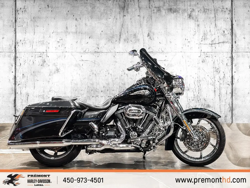 Harley-Davidson CVO-SE ROAD KING FLHRSE 2013