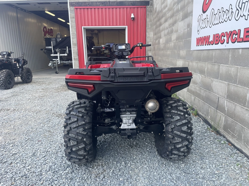 2026 Polaris Sportsman 570 Trail Red alt