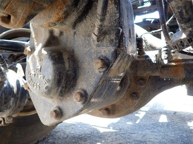 Peterbilt 389 2024
