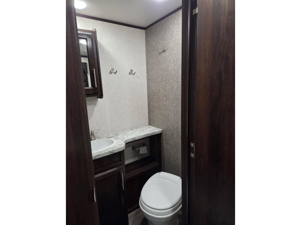 2019 Jayco X213 alt
