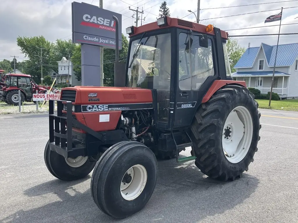 International 885XL  1987