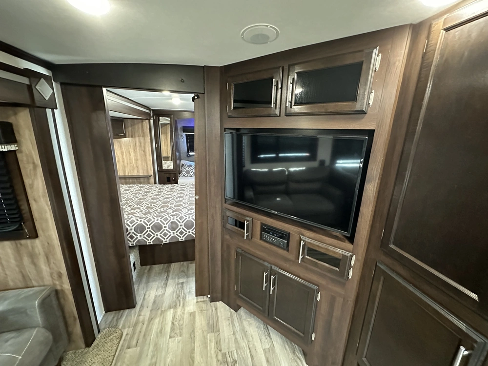 2019 Jayco White Hawk 32bhs alt