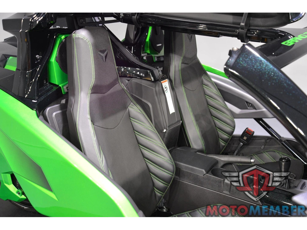 2026 Slingshot Grand Touring Manual alt