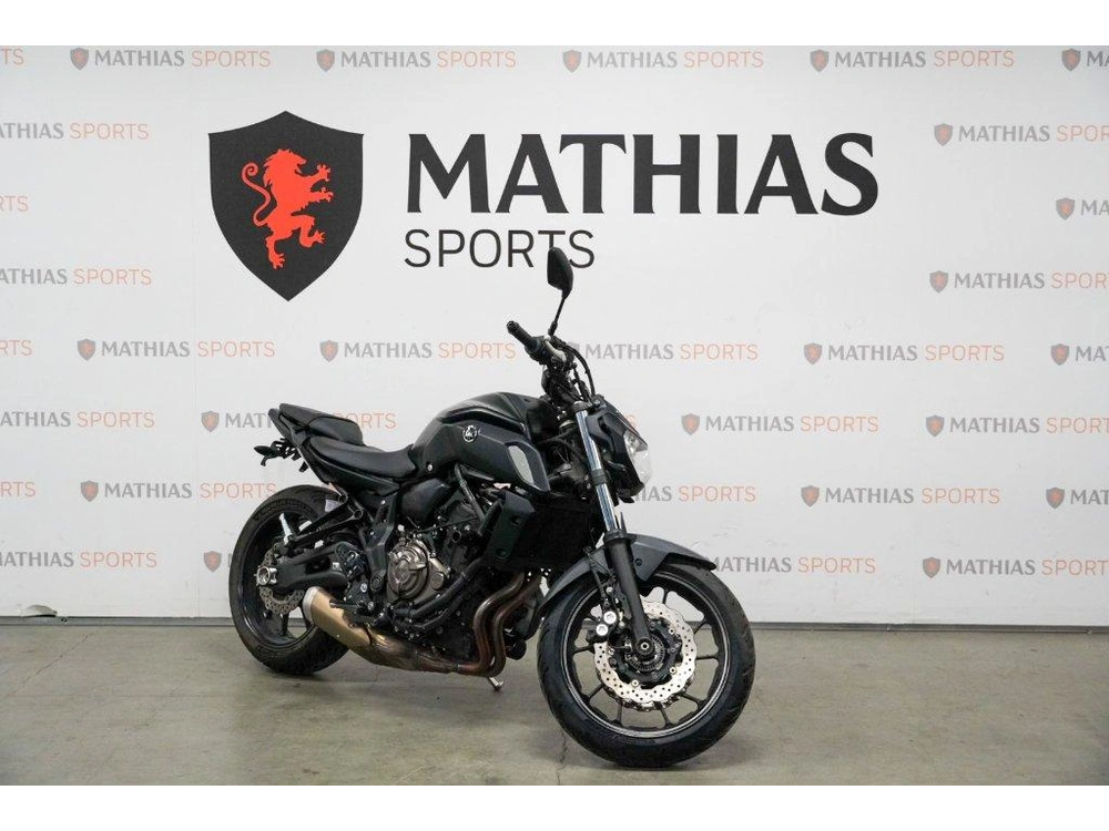 2019 Yamaha Mt-07 alt