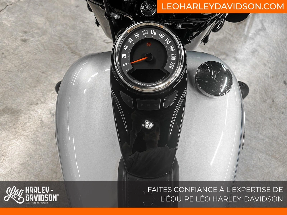 Harley-davidson Flhcs Heritage Classic 2024 alt
