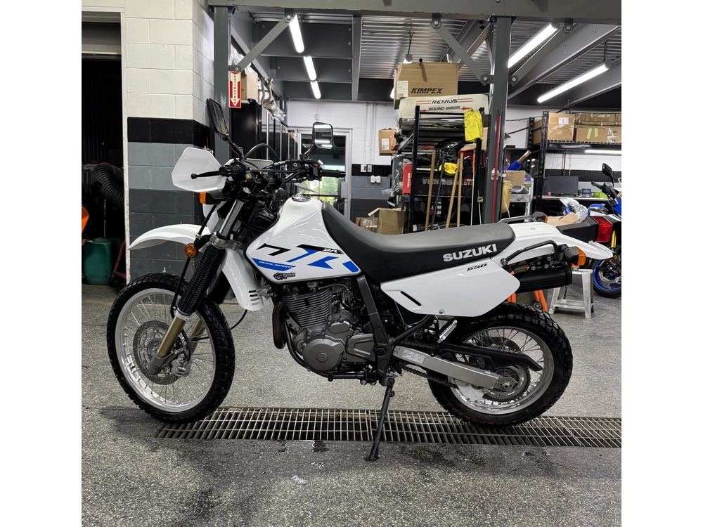 2026 Suzuki Dr650 alt