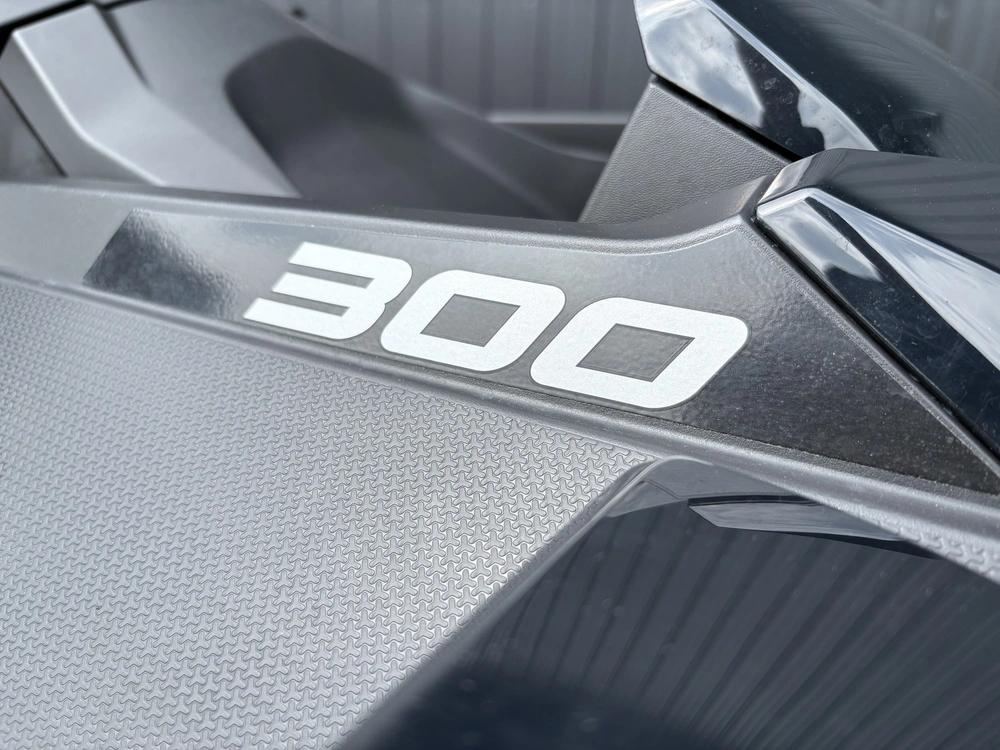 2024 Sea-doo Pwc Gtx Ltd 300 Aud Wh Ibr Idf 24 alt