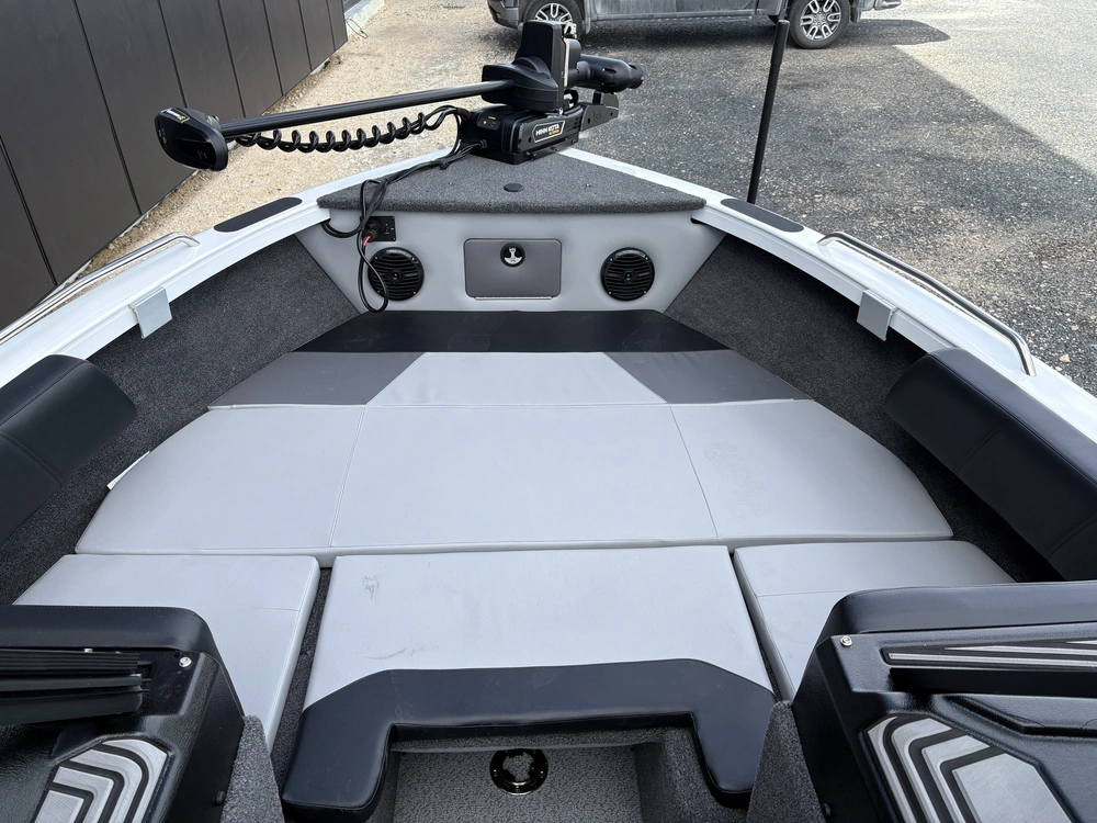 2026 Crestliner 2250 Sportfish alt