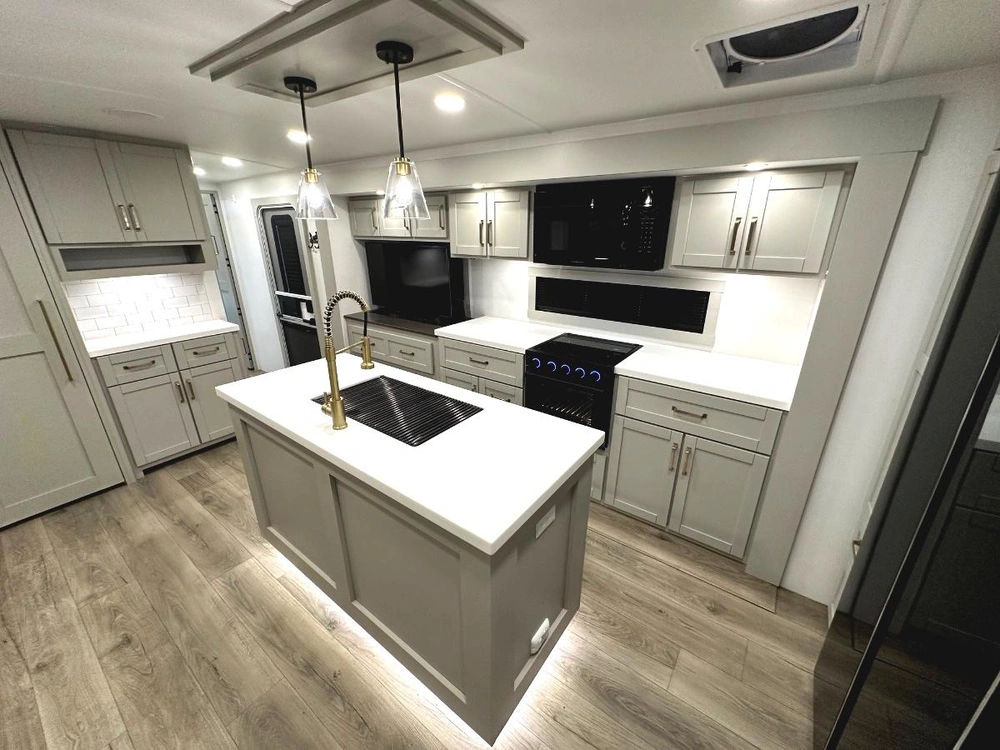 2024 Brinkley Rv Z-air 285 alt