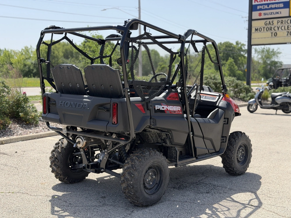 2026 Honda Pioneer 700-4 alt