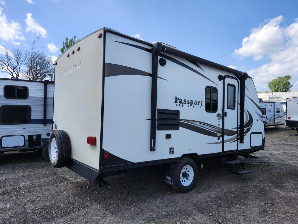 2018 Keystone Rv Passeport Lite 175 Bh alt