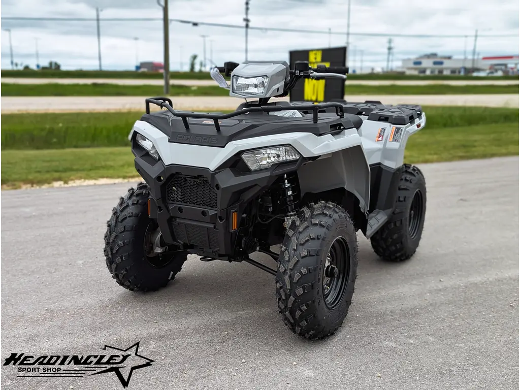 2026 Polaris Sportsman 570 // Ghost Gray 