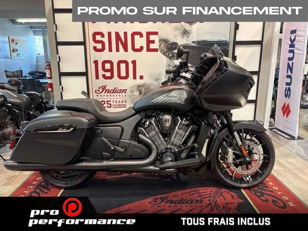 Indian Motorcycle Challenger Dark Horse + 112 & Audio Package 2026 alt