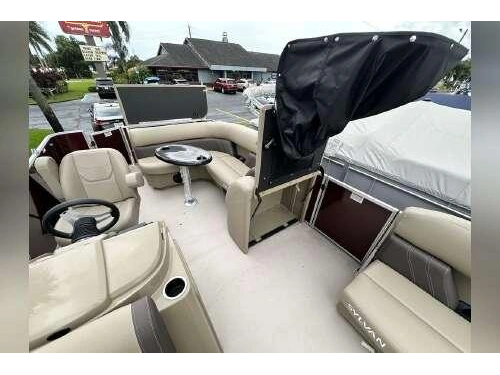 2024 Sylvan Mirage 820 Lz W/cr alt