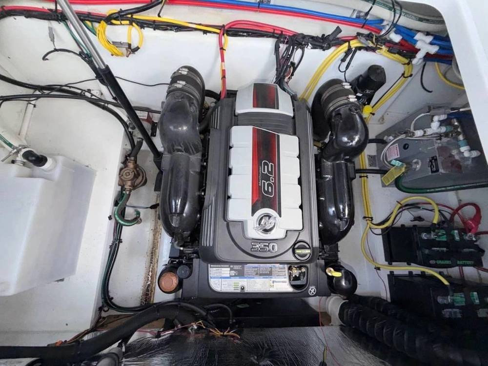 2021 Four Winns 275 Vista 6.2l/b3 alt