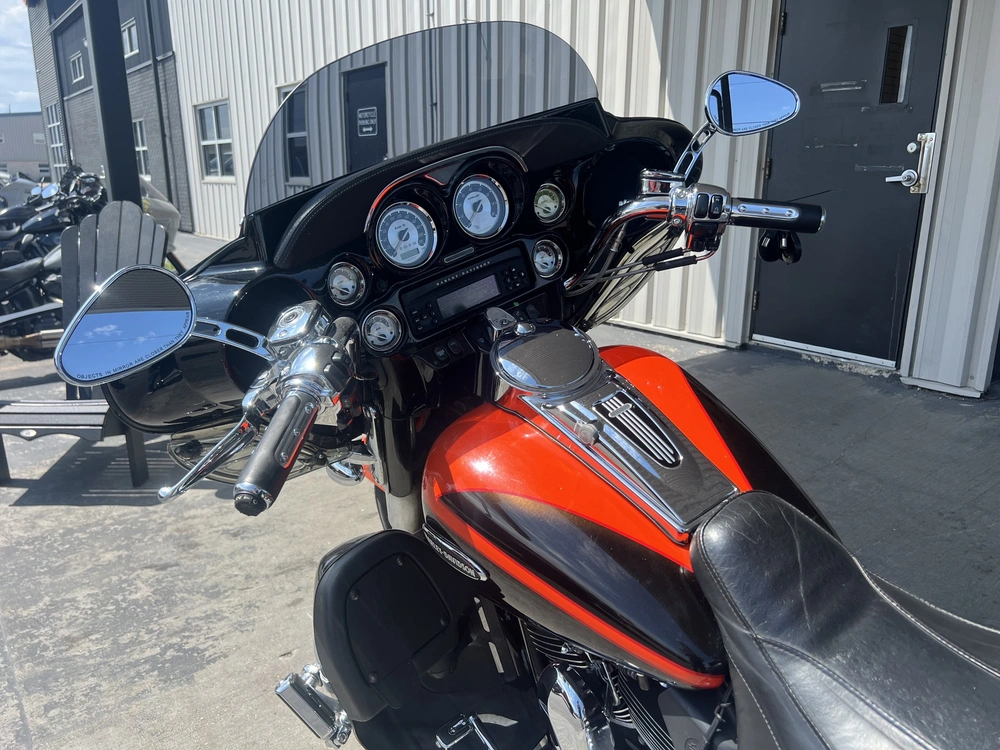 2007 Harley-davidson Cvo Screamin' Eagle Electra Glide Ultra alt