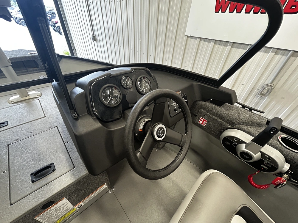 2026 Princecraft Amarok 166 Ws alt