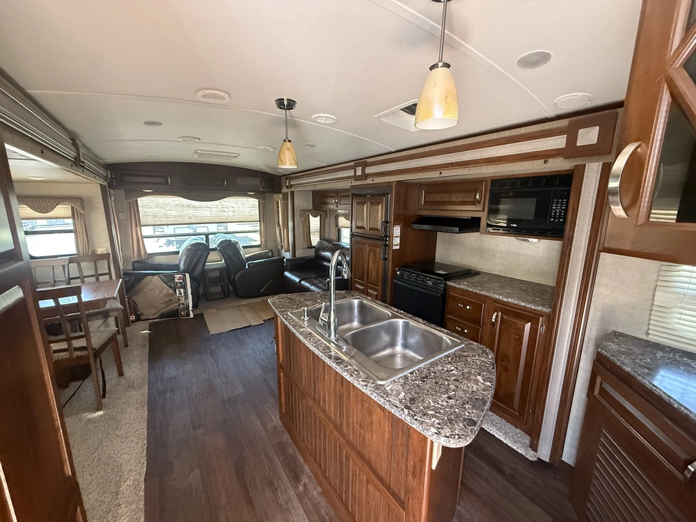 2014 Keystone Rv Laredo 322rl alt