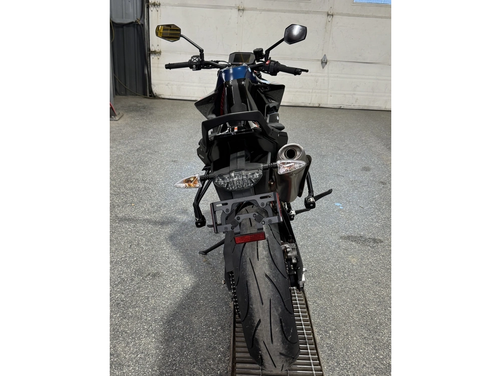 Ktm Duke 890 R 2023 alt