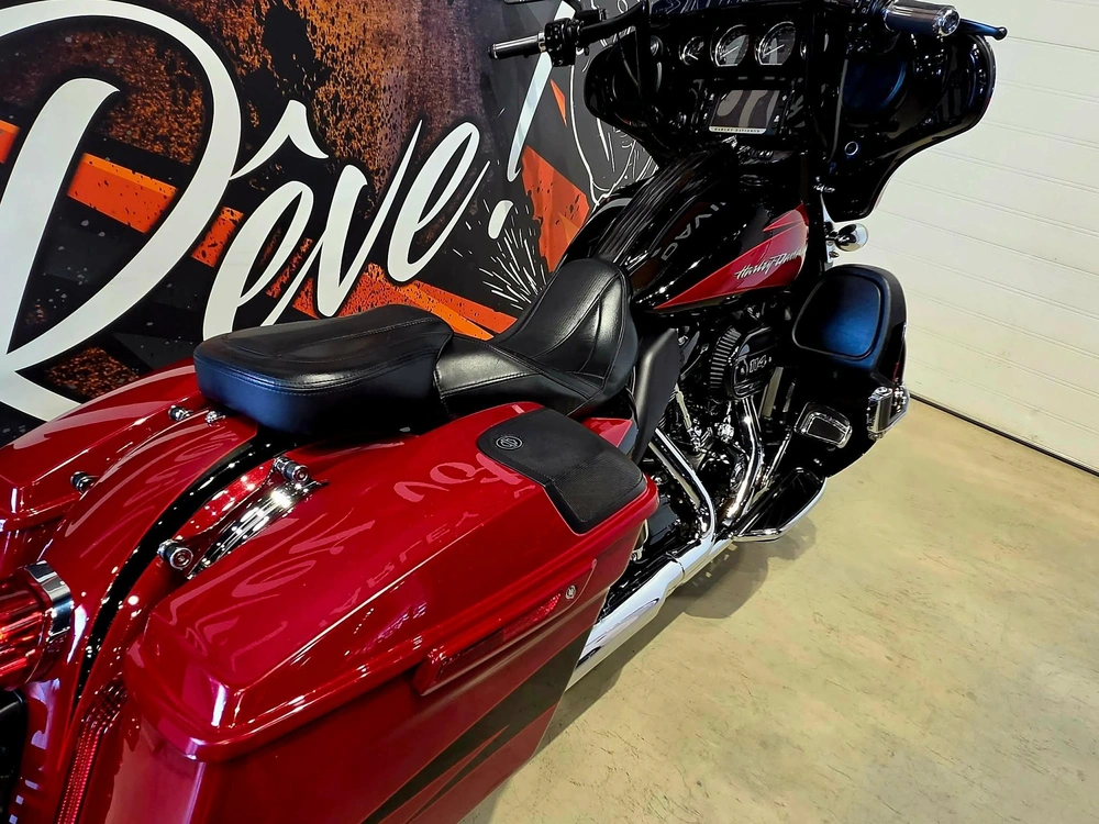 Harley-davidson Cvo Street Glide Flhxse 2017 alt