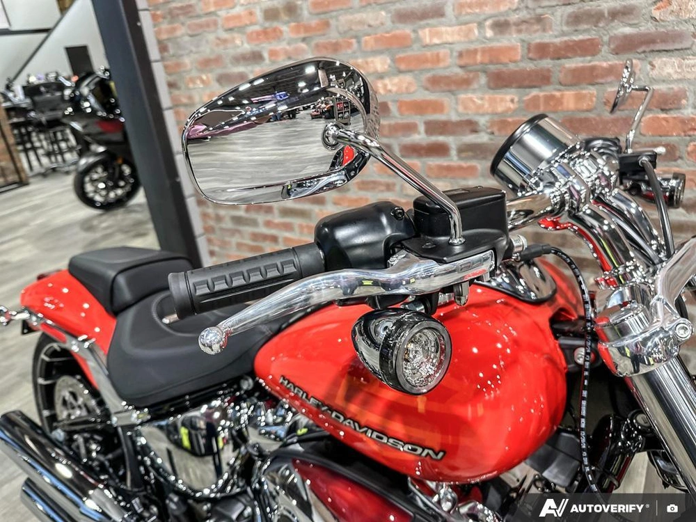 2026 Harley-davidson Breakout alt