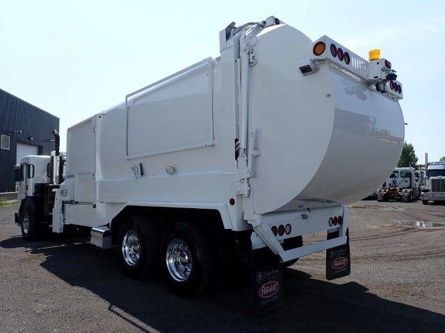 2020 Peterbilt 520