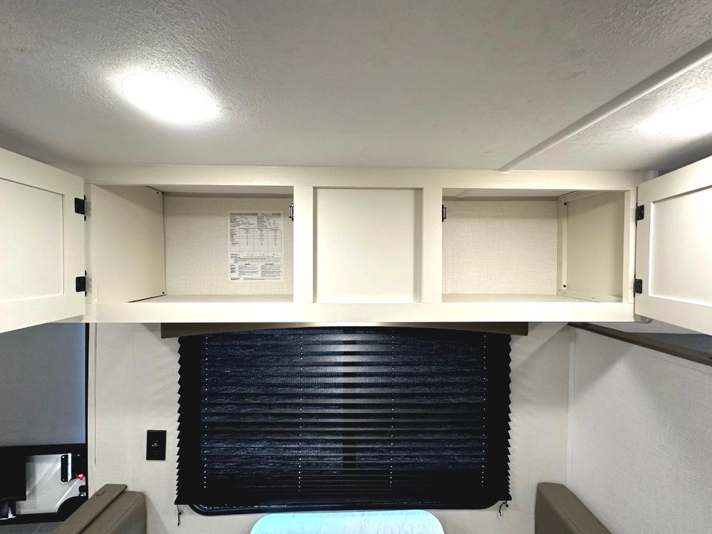 2027 Coachmen Clipper 18bh alt