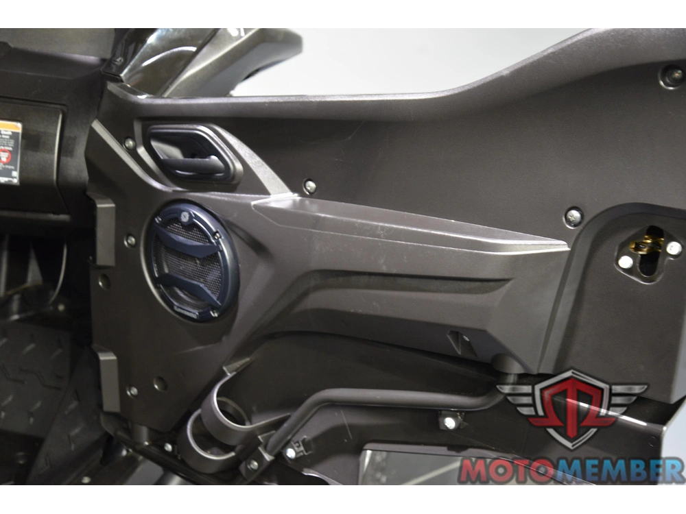 2025 Kawasaki Teryx Krx® 1000 alt