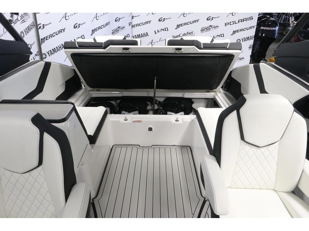 Yamaha 252s 2026 alt