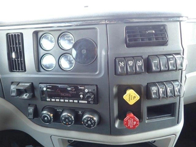 Peterbilt 579 2024