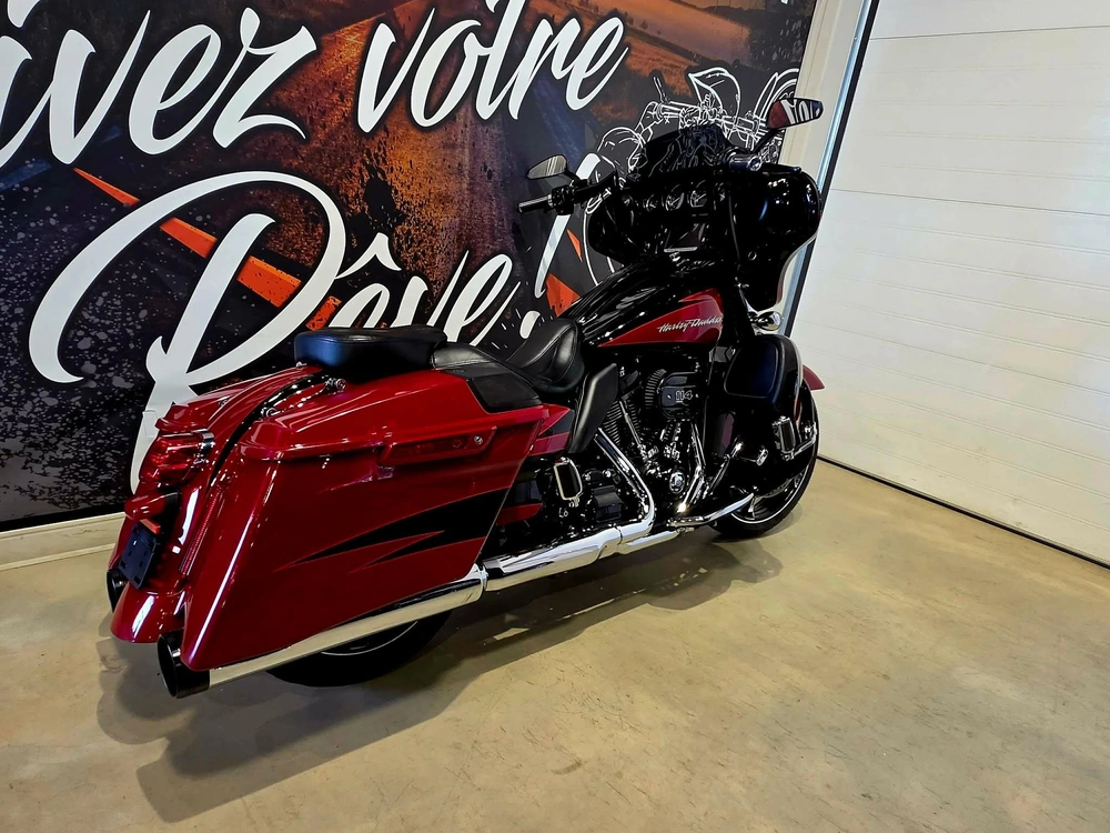 Harley-davidson Cvo Street Glide Flhxse 2017 alt
