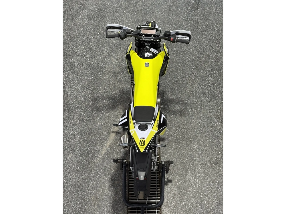 2026 Husqvarna 701 Supermoto alt