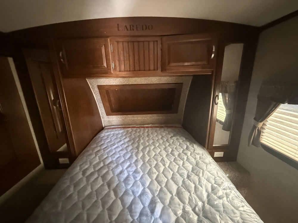 2014 Keystone Rv Laredo 322rl alt