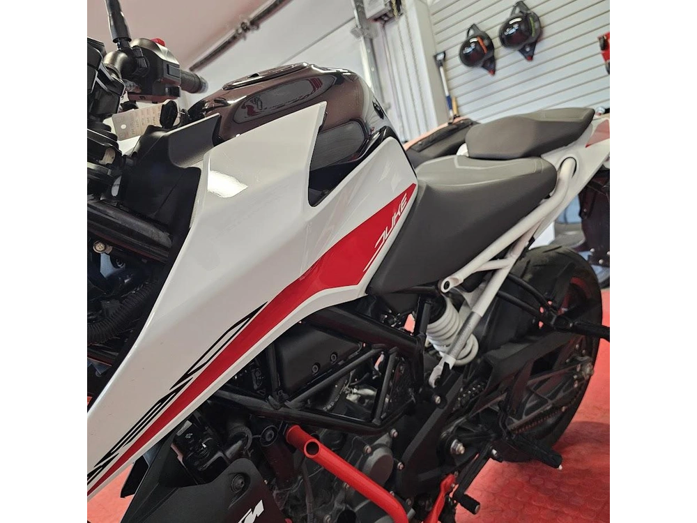 2022 Ktm 390 Duke alt