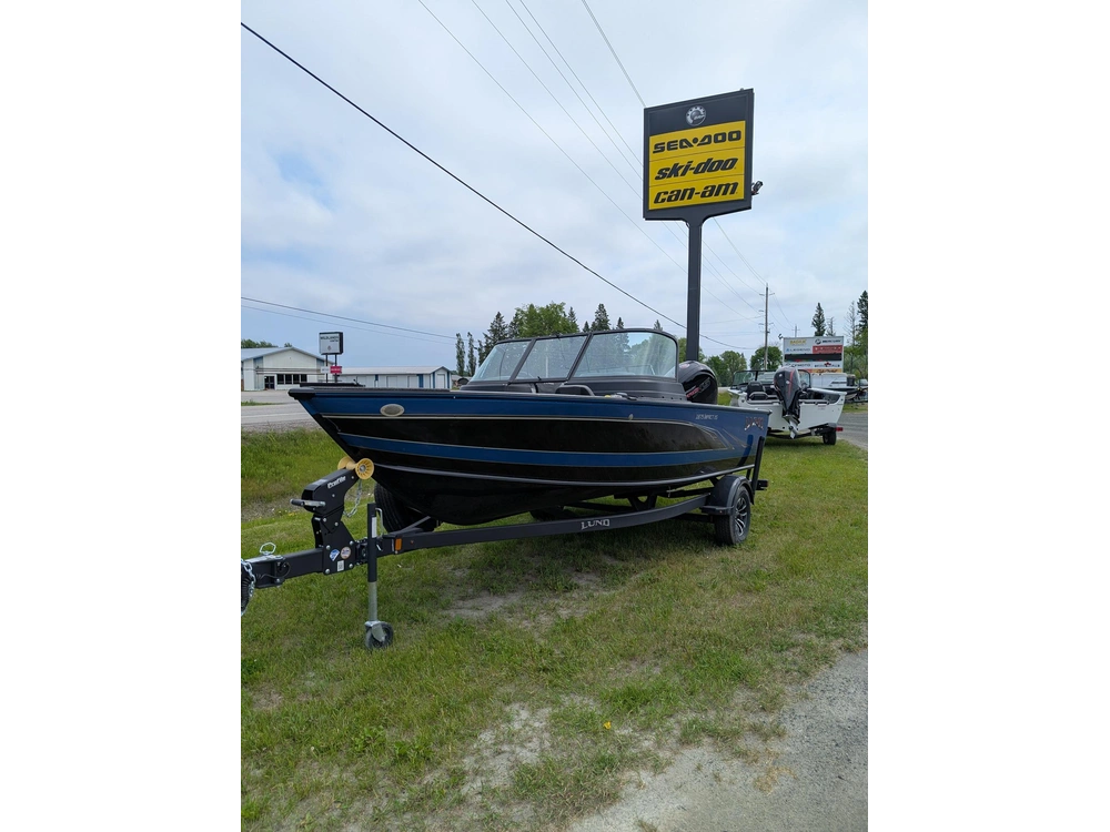 2024 Lund Boat Co 1875 Impact Xs alt