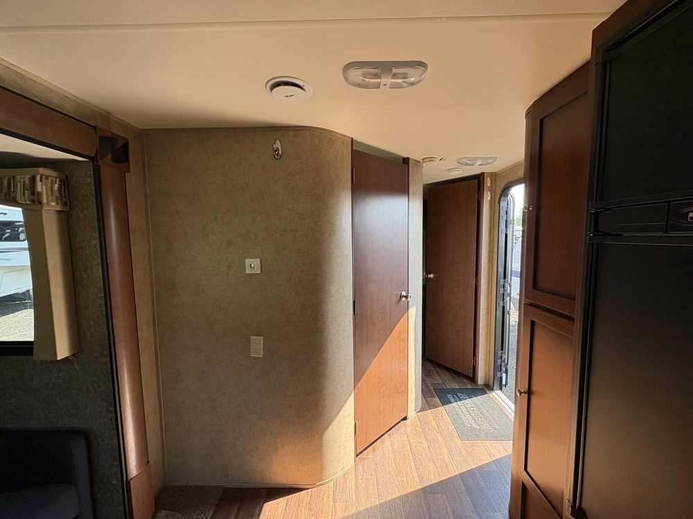 2013 Kodiak 242rels alt