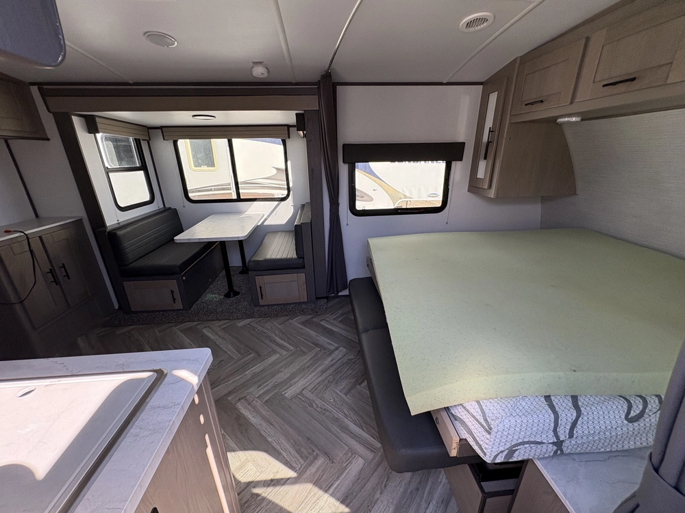2021 Cruiser Rv Shadow Crusier 193 Mbs alt