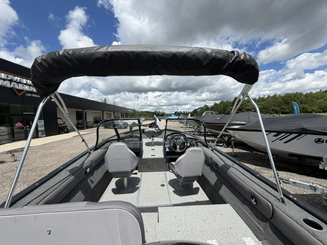 2017 Legend Boats 18 Xtr alt