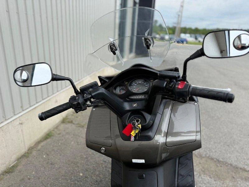Honda Silver Wing 2005 alt