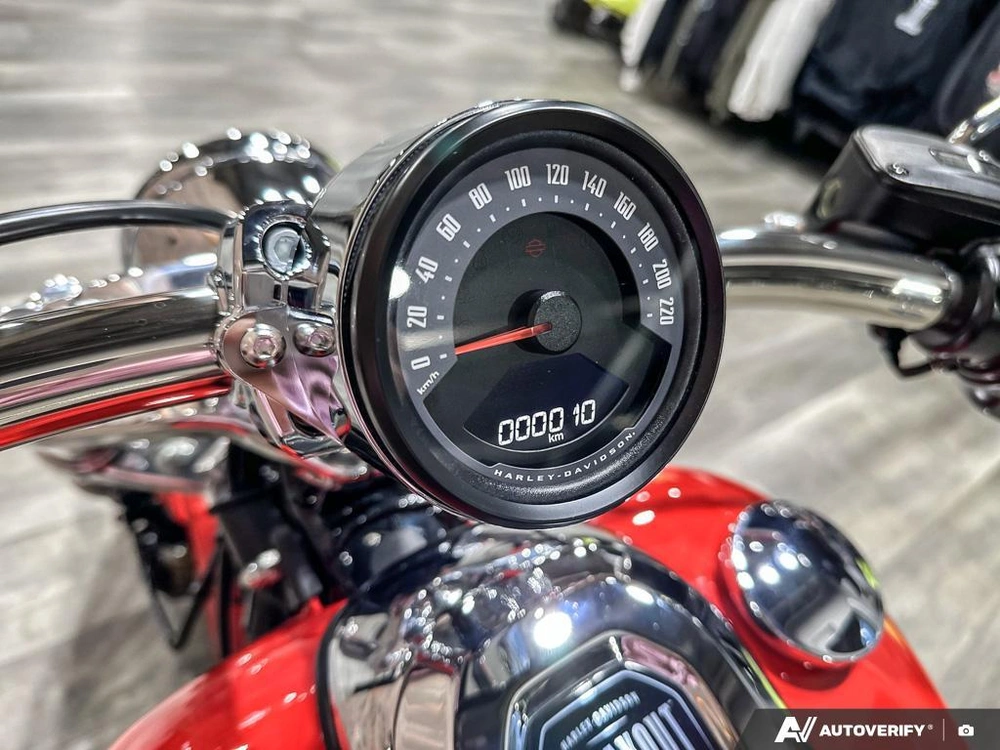 2026 Harley-davidson Breakout alt
