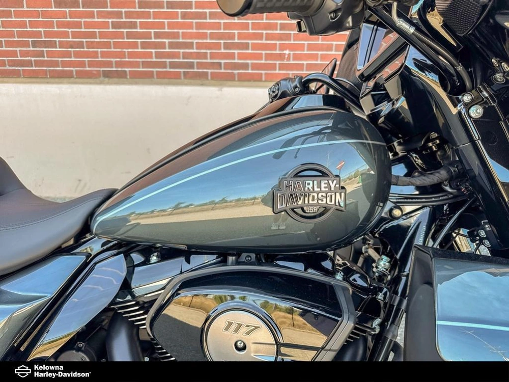 2026 Harley-davidson Flhxl - Street Glide® Limited alt