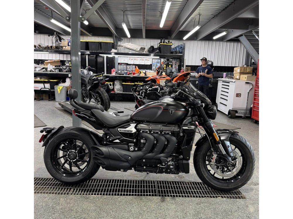 Triumph Rocket 3 Storm Gt 2026 alt