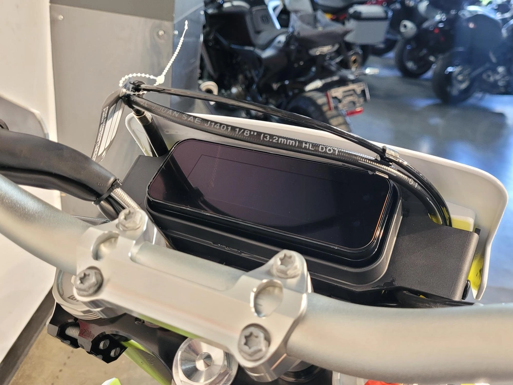 Husqvarna 701 Enduro *à Partir De 3.99% 2027 alt