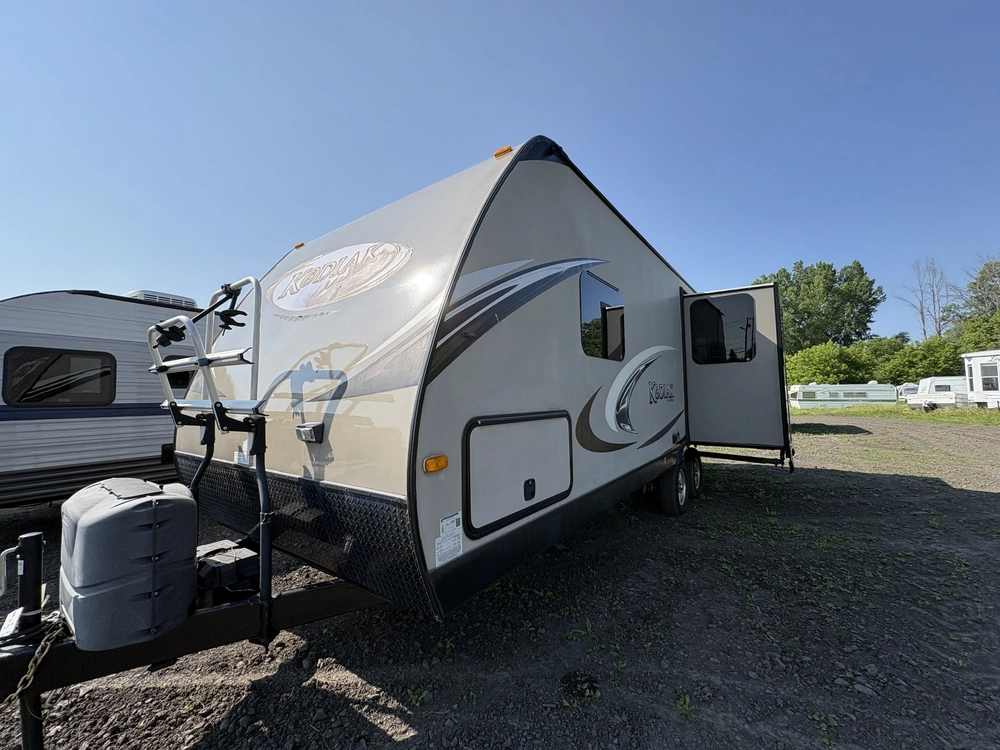 2013 Kodiak 242rels alt