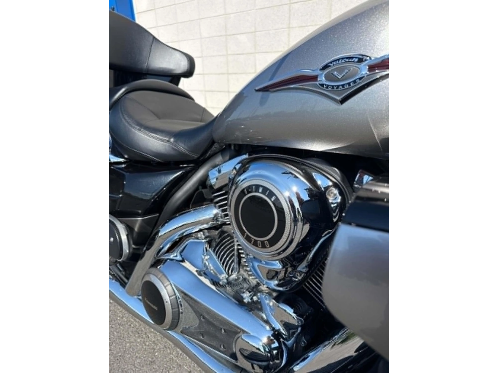 Kawasaki Vulcan 1700 Voyager 2016 alt