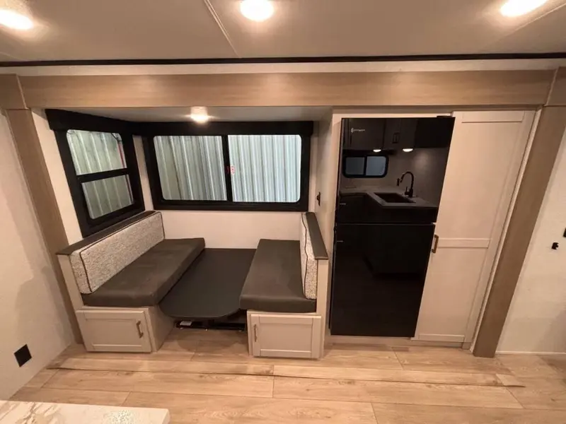 2027 Jayco Jay Feather 25BH