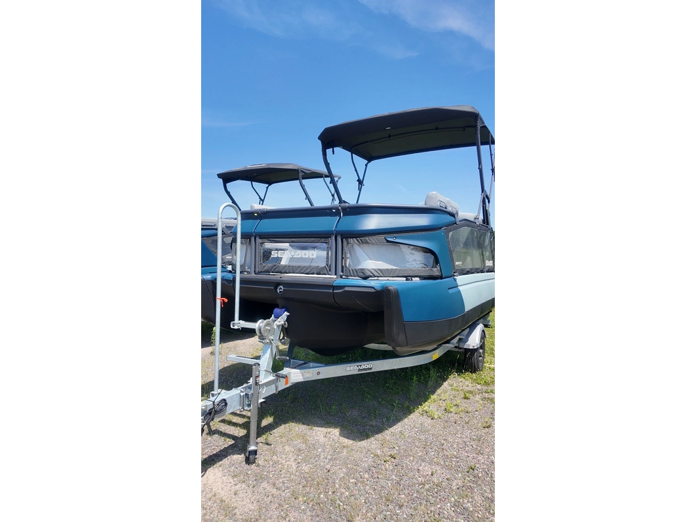 2026 Sea-doo Switch Cruise Limited 18' 300hp W/audio & Galvanized Trailer