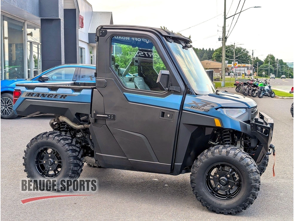 2025 Polaris Ranger Xp 1000 Premium Blue Labyrinth 🎯 Utv Travail Premium Defender Hd9 Commander Xt Mule Pro Faible Kilométrage Polyvalent 🟢 alt