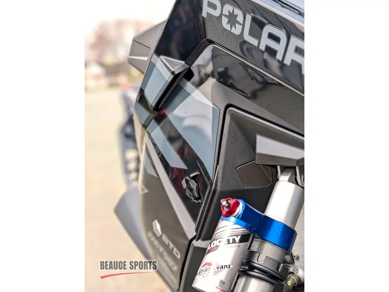 2026 Polaris SNO-26 9R INDY XCR 137 🎯 Motoneige Performance Trail Cloutée MINT Garantie Écran 7S Suspension Pro Prête Saison 🟢
