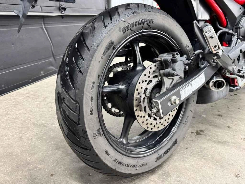 2015 Yamaha Fz6r alt